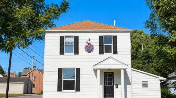 112 N COLLEGE_MAIN