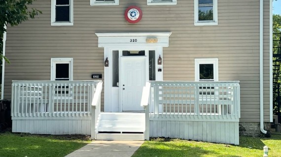 320 N CAMPUS_HOUSE.JPEG